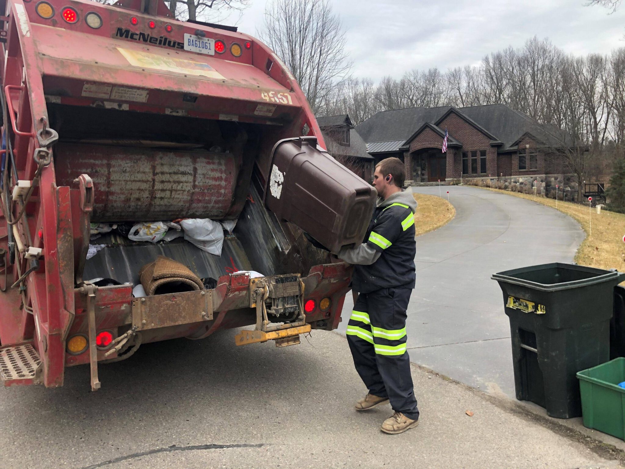 What You Need to Know About Trash Pickup White Head Carpentry